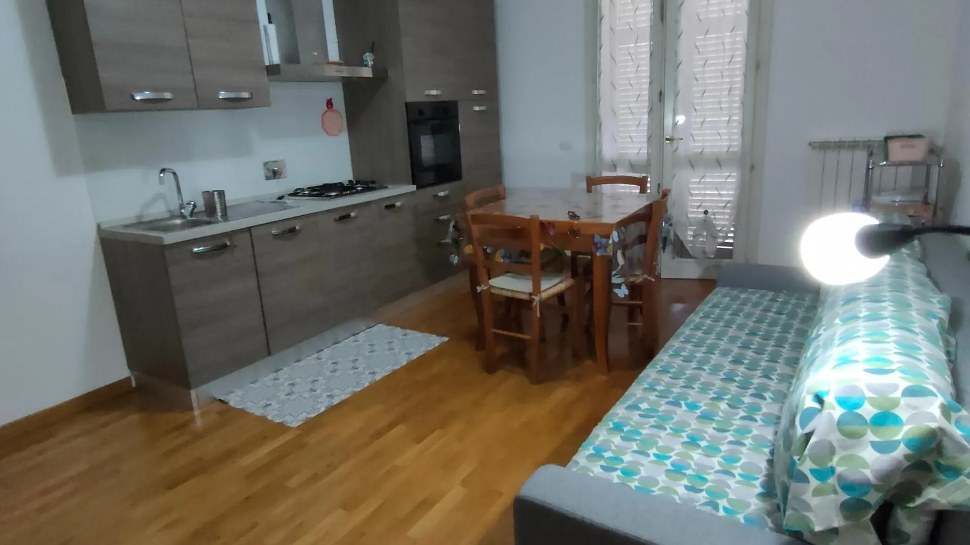 Silvia House Apartamento Empoli 0*,